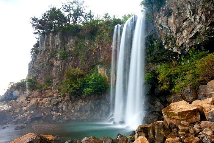 Cruise Layover : Private Jeju Highlight Tour