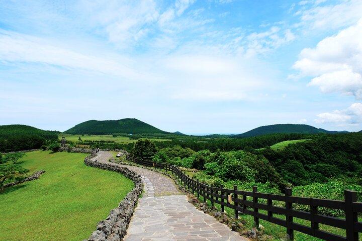 Cruise Layover : Private Jeju Highlight Tour