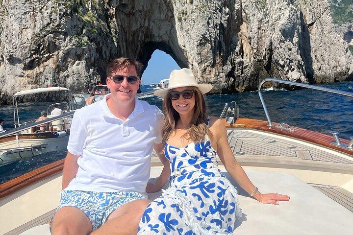 Tour Privato in Barca DI Capri e Nerano