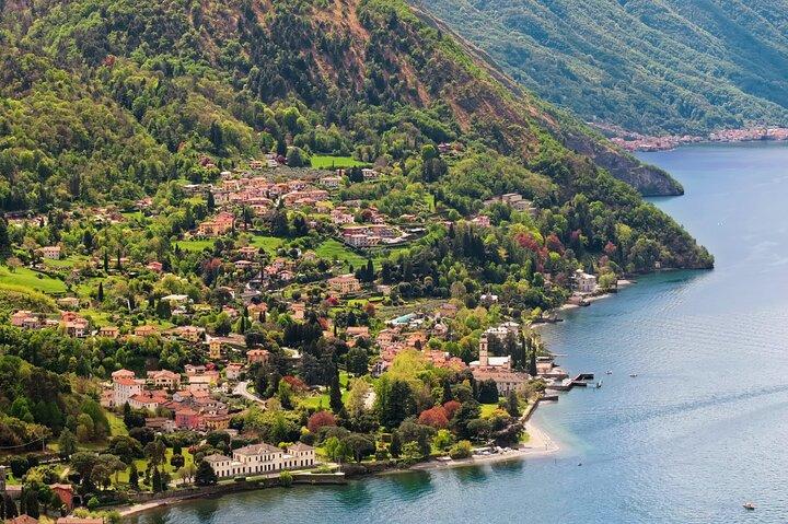 Stadtrundfahrt in Como und Rundflug über den Comer See