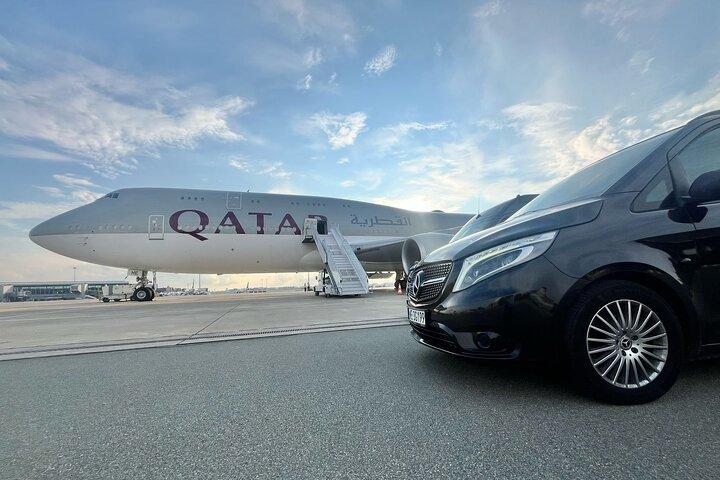 Privat Warszawa Chopin Lufthavn Round-Trip Transfer