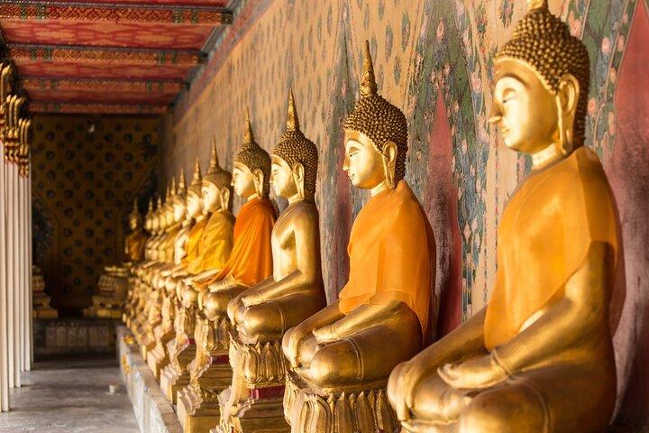Bangkok Custom Car Charter. Grand Palace, Wat Pho e mais