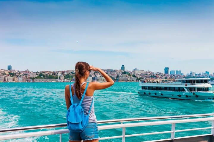 Bosphorus Cruise & Pierre Loti Cable Car Tour & Hotel Pick-Up