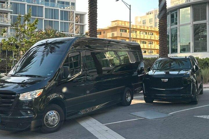 Privater Gruppentransport zum oder vom Flughafen Miami