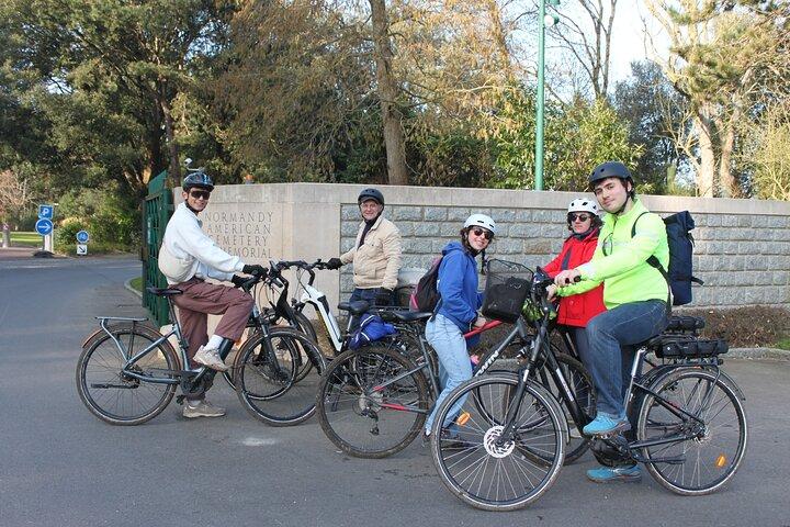 Backroads till Omaha D-Day E-Bike och Cemetery Private Tour