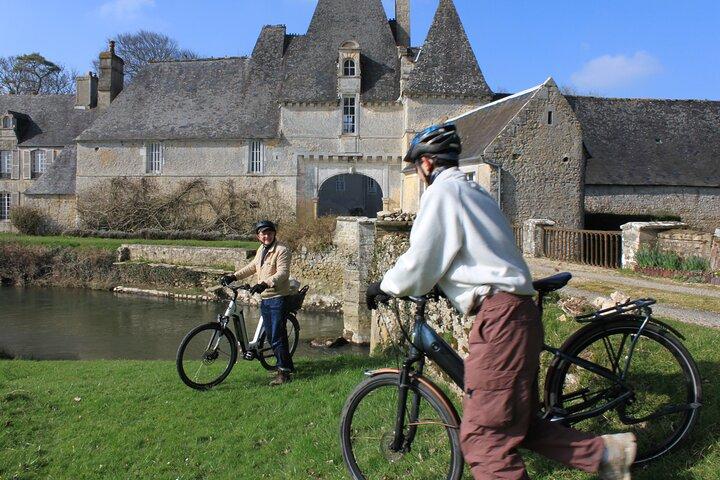 Tilbage til Omaha D-Day E-cykel og kirkegård privat tur
