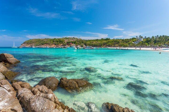 Kahung Beach ( Coral Island ) per Speedboot