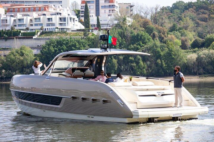Porto Privécruise van een hele dag op een luxe jacht in de Douro