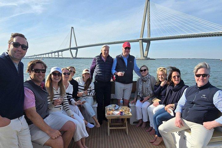 Excursões privadas de manhã no iate Kismet até 20 passageiros