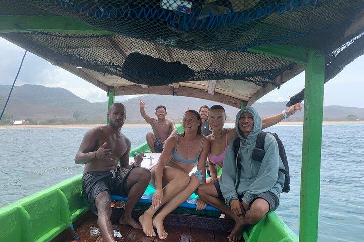 Surfunterricht auf Bali