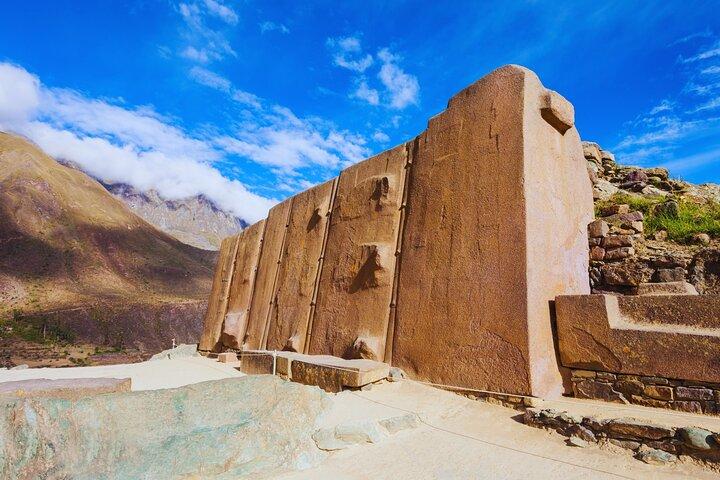 2 Day Machu Picchu & Sacred Valley Tour from Cusco /Train & Guide