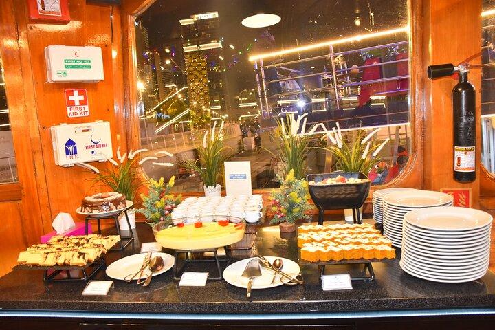 Dubai Marina Dhow Cruise com jantar de buffet