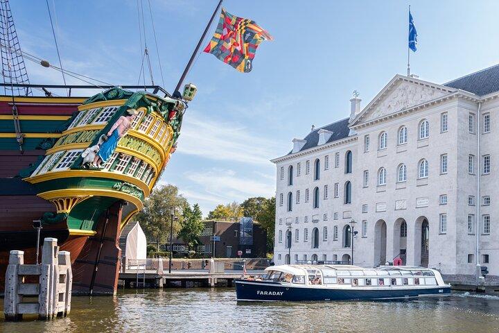 75 minutter Blue Boat Company City Canal Cruise og Maritime Museum