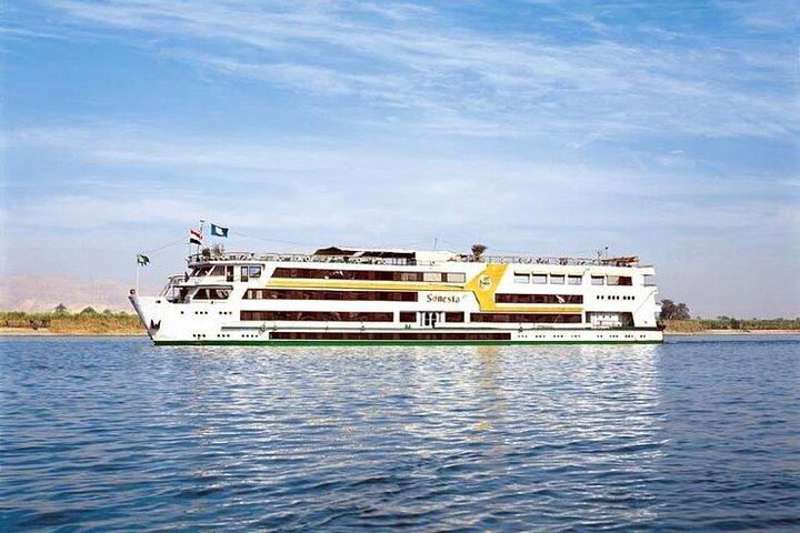8 - Crociera di un giorno sul Nilo da Assuan a Luxor con Abu Simbel e mongolfiera