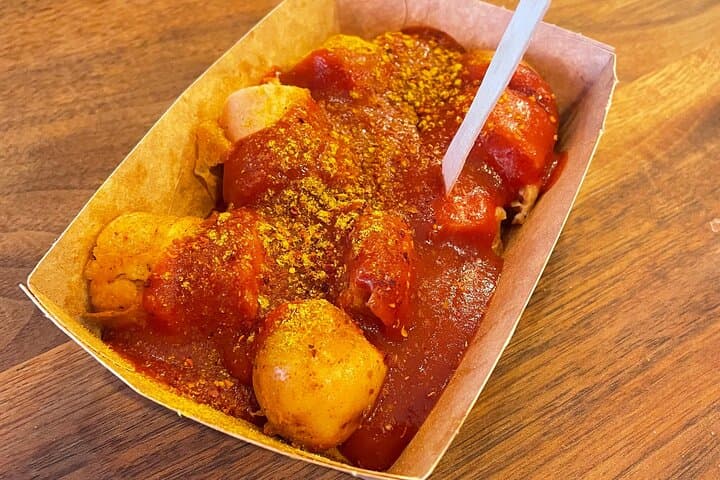 Berlin Food Tour with Full Meal & Drinks by Do Eat Better