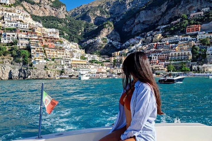 Tour in barca della Costiera Amalfitana per piccoli gruppi da Amalfi