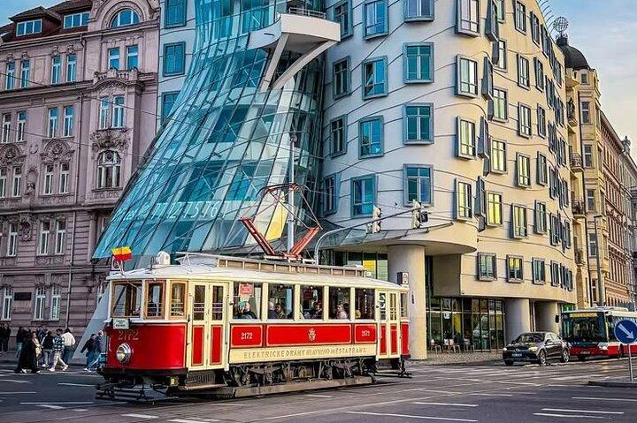Tour guidato privato a Praga da Vienna