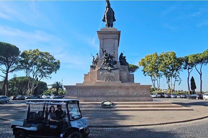 Rome Private Golf Cart with VR immersive experience