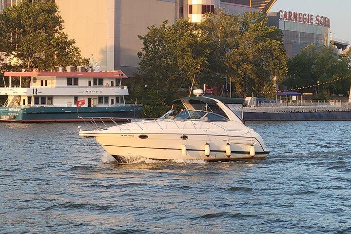 2 Hour Private Sightseeing Charter Boat Cruise