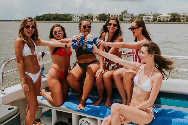 Visite privée en bateau au coucher du soleil du port de Charleston