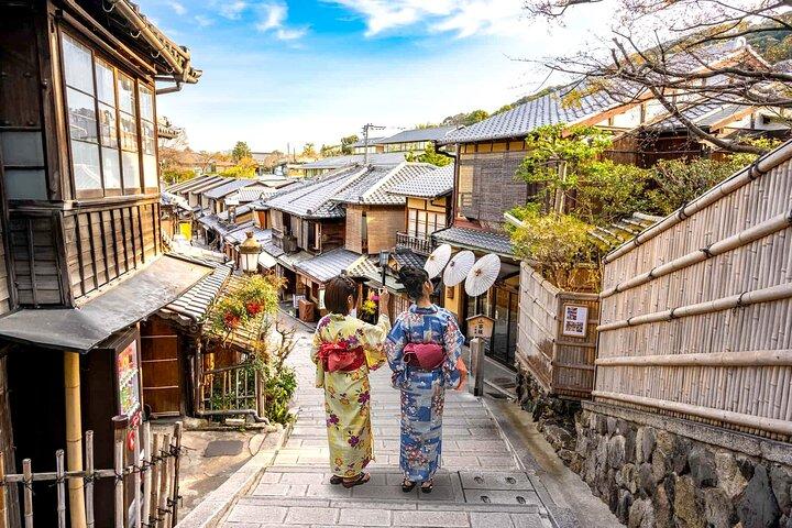 大阪/京都： 金閣寺、清水寺、三年坂＆宇治