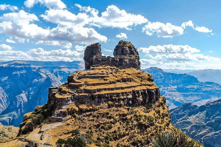 Full Day Waqrapukara Group Tour
