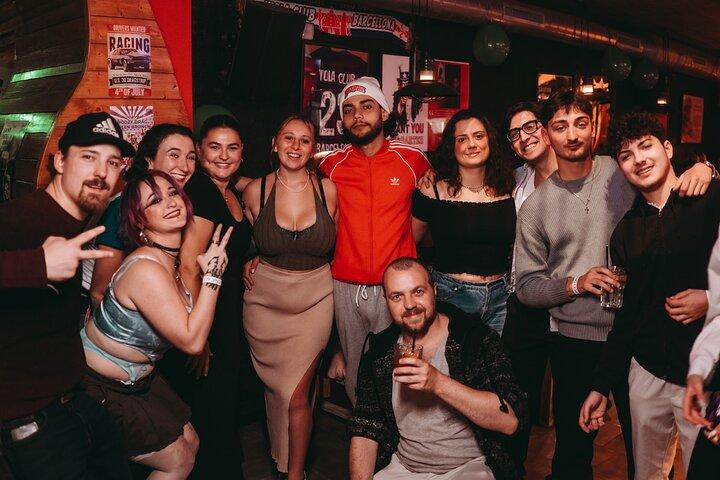 Barcelona Buzz sommerpakke – fuldmåne, tag og båd