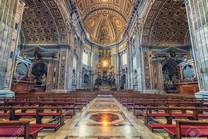 Vatican city: St. Peter's Basilica Priority Entry, Audio Guide