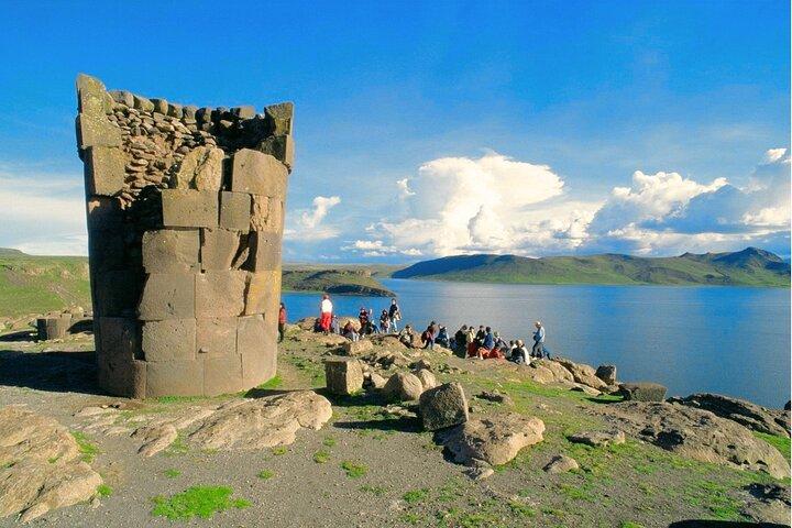 Escursione di mezza giornata a Chullpas de Sillustani con trasporto