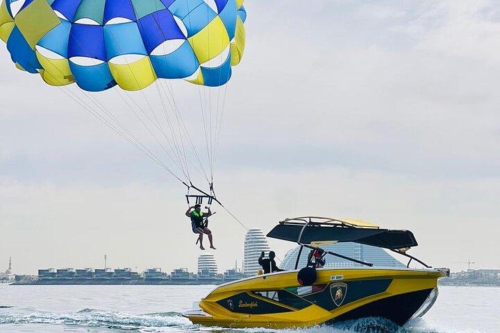 Esperienza di parapendio a Dubai