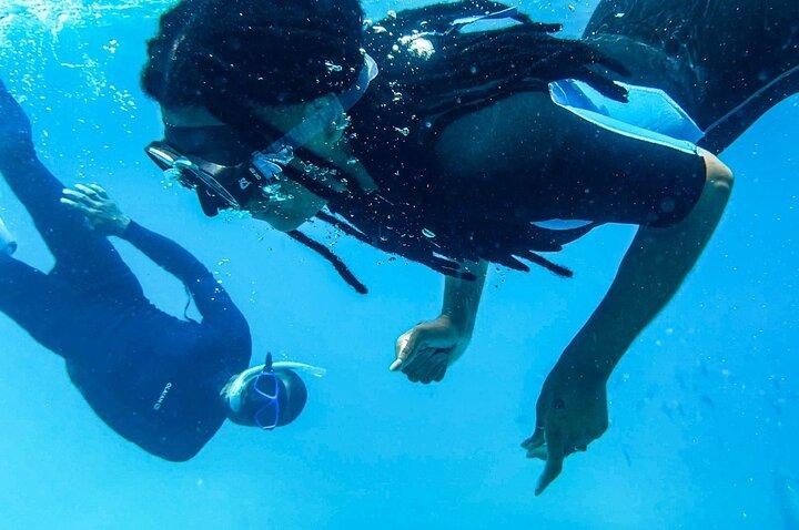 Snorkeling in Santa Maria Island of Salt