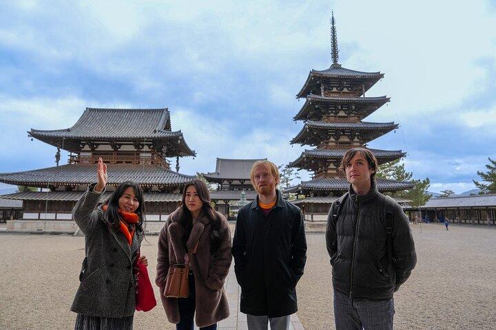 Excursión privada de un día a Nara y Osaka con un coche fletado