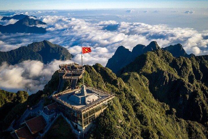 2 Tage Fansipan Seilbahn und Katzendorf mit Hotel