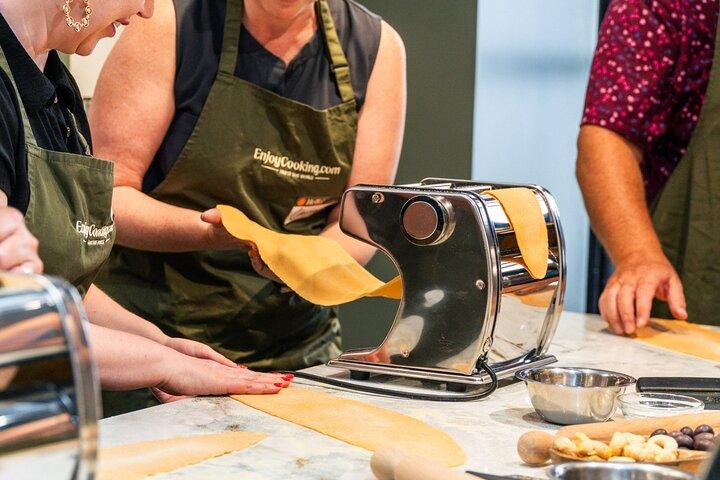 Authentieke Romeinse pasta & Tiramisu ervaring met Italiaanse wijn