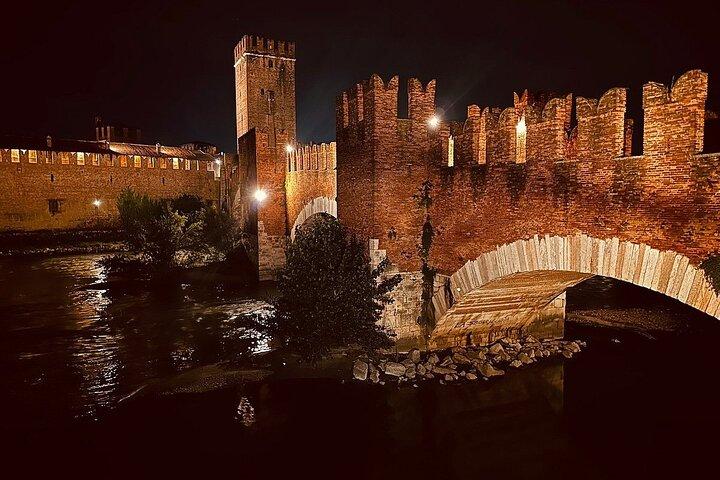 Verona por Moonlight: Un camino nocturno a través de la historia y el romance