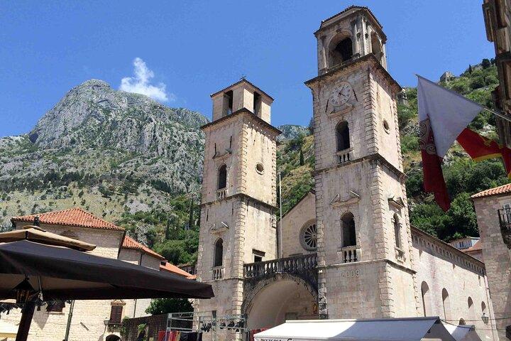 Montenegro Inklusive båtkryssning i Kotor Bay som tillval