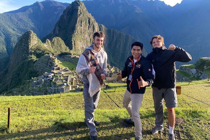 Private Guided Tour in Machu Picchu