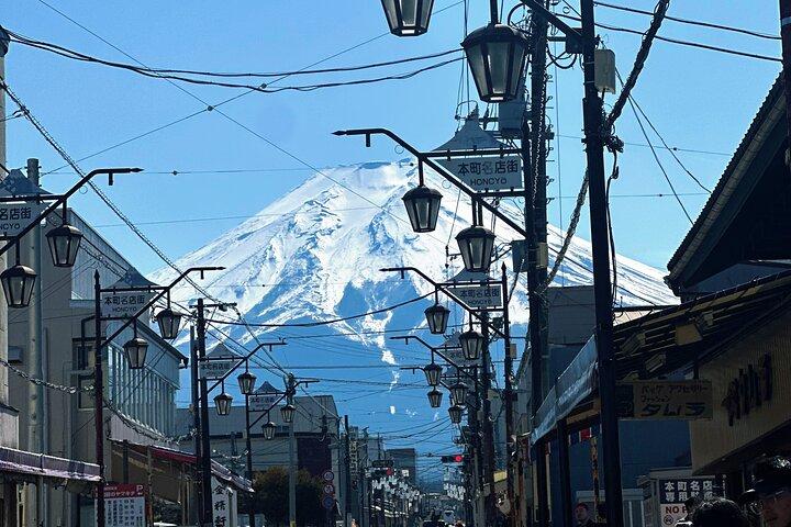 東京からの送迎付き車での富士山プライベートツアー