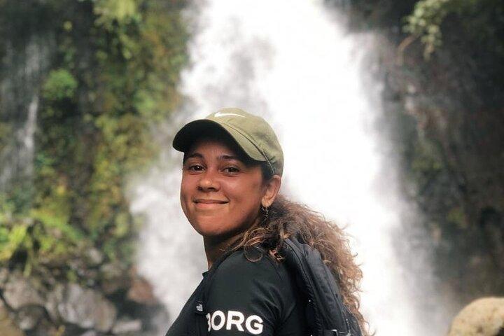 Arusha vattenfall, Kaffe gård Tour & Swing (all inclusive)