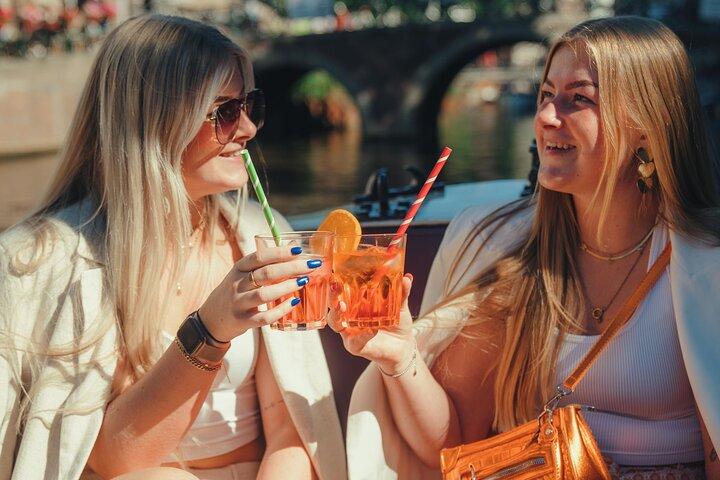 Amsterdam-kanalrundfart i åben båd – Guidet tur