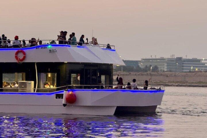 2 Hours Cruise from Al Jaddaf to Burj Khalifa and Water Canal