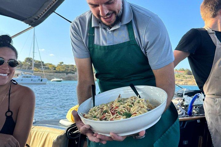 アテネの水上レストラン：ギリシャ風のセイル＆テイスティング