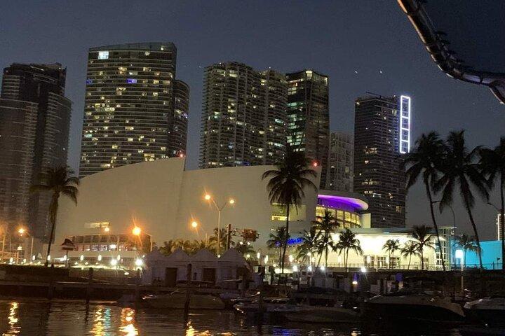 Cruzeiro Miami Twilight Skyline
