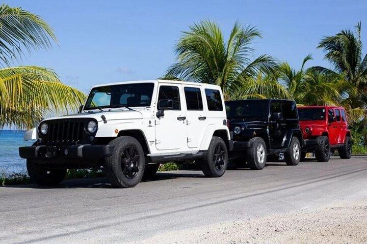 Location de Jeep automatique 4 portes avec climatisation à Cozumel