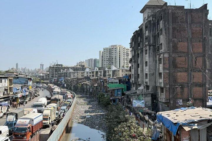 Excursão por Dharavi Slum em Mumbai: Histórias Contadas com Guia Local