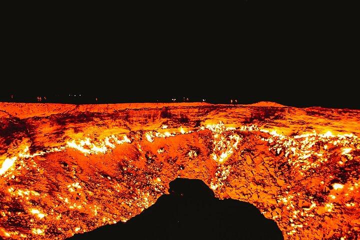 Tour familiar personalizado de 9 días por Turkmenistán con coche privado