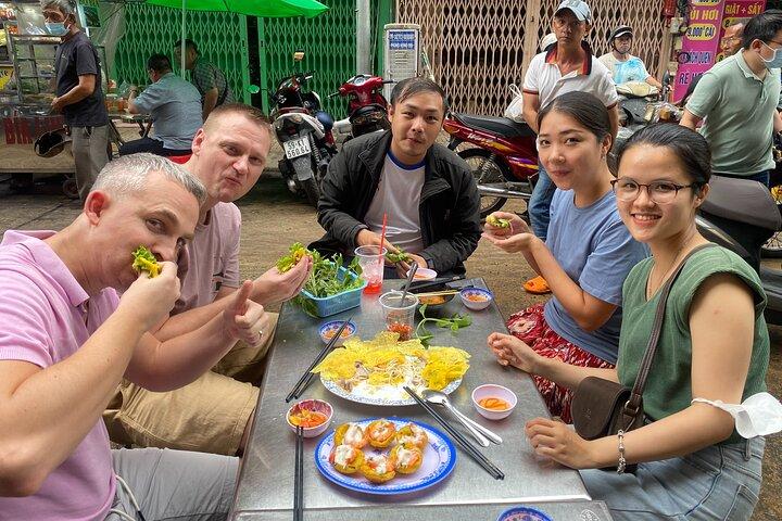 Saigon Street Food med 13 smagsprøver Motorcykel eventyr