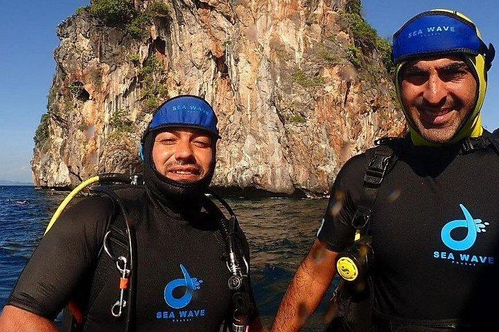 3-Dive Discover Scuba Diving Tour in Phuket for Beginners