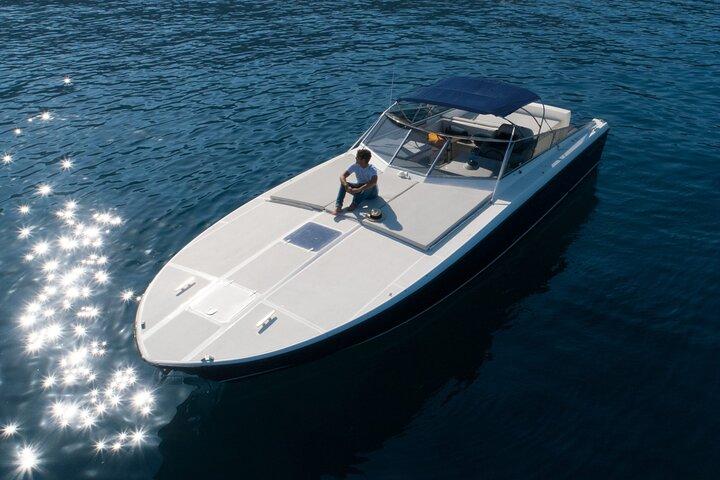 Private Amalfi Coast Yacht Tour from Sorrento, Positano & Capri