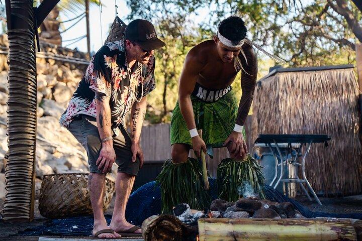 オアフ島：ポリネシアの忘れられた歴史を称えるマウカ戦士ルアウ